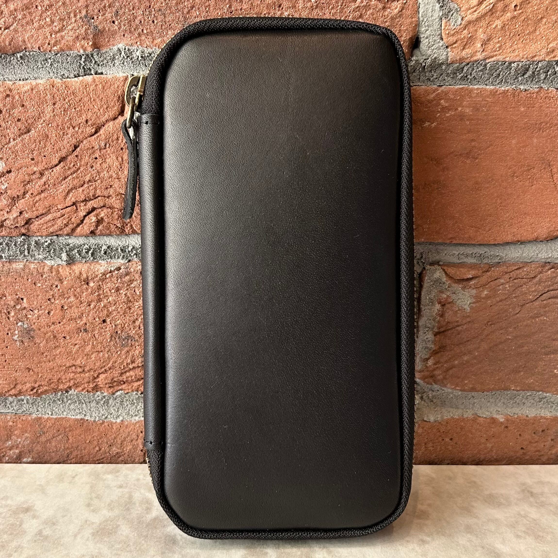 ＆Liebe「大切な6本を守って、眺めるジップペンケース（栃木レザー