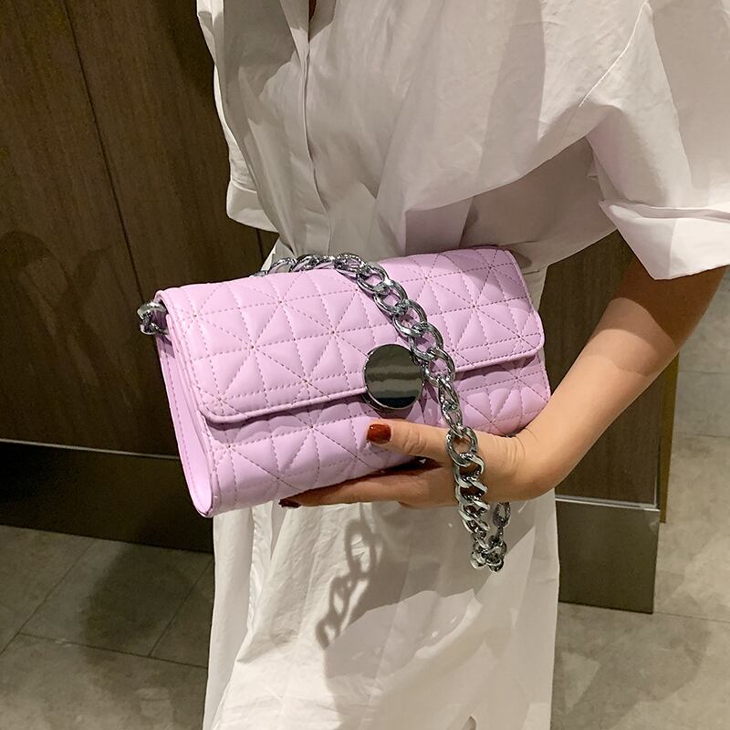 小さなバッグ女性バッグ2020人気の新しい波ファッションネット赤いチェーンショルダーバッグ夏の野生のカジュアルな小さな正方形のバッグ Tiancai_Wing_Bag3081755