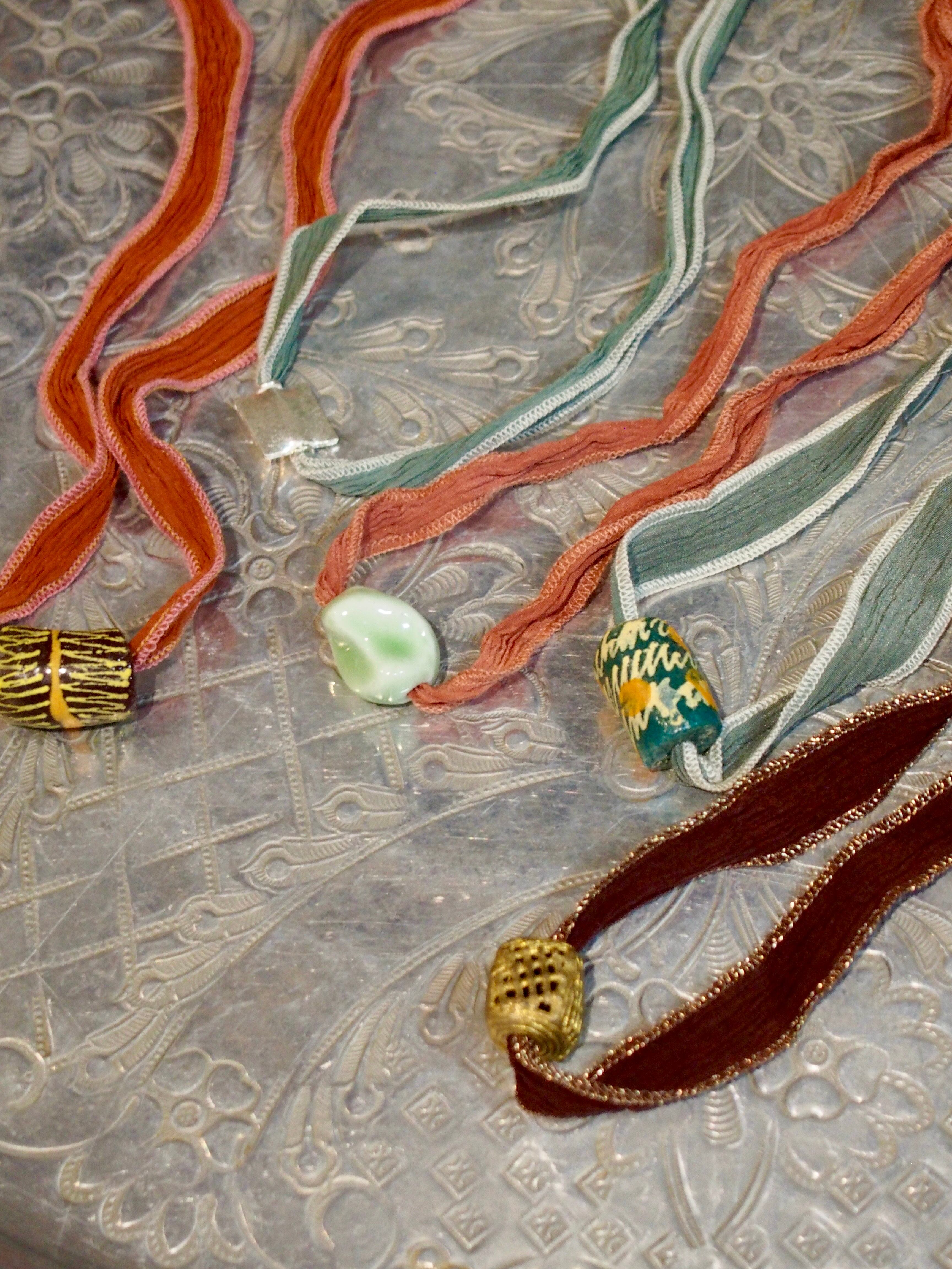 "Pointed beads choker " A~E《 Limited items 》