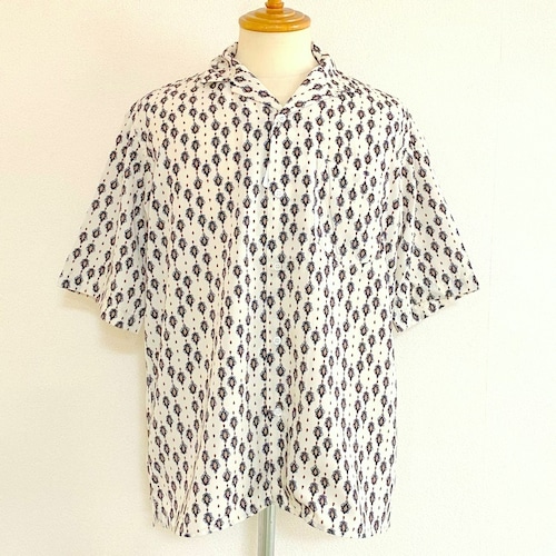 Small Pattern Print Open Collar Shirts Off White