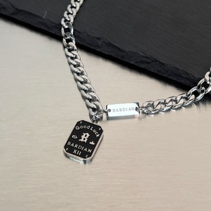 Lucky Nameplate Titanium Steel Necklace – Minimal Luxury Hip-Hop Accessory (FD032)