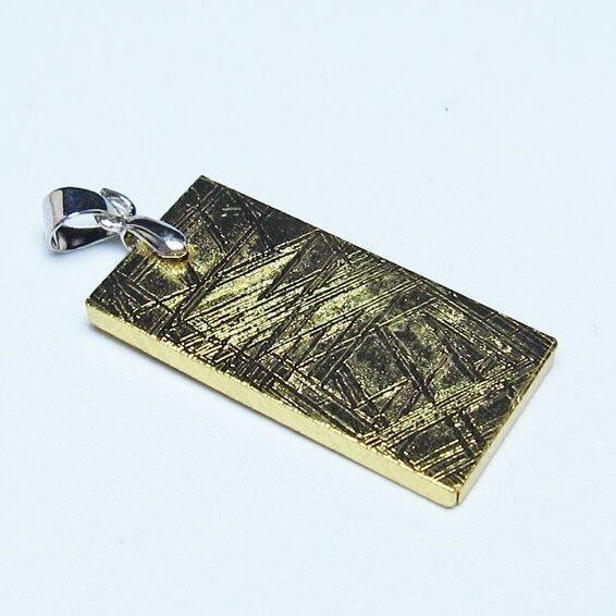 ギベオン ペンダント 隕石 メテオライト ゴールド 一点物 おまかせ便 112-13553