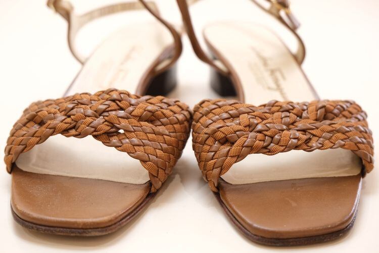 80's Salvatore Ferragamo woven leather strap Sandals | GARYO