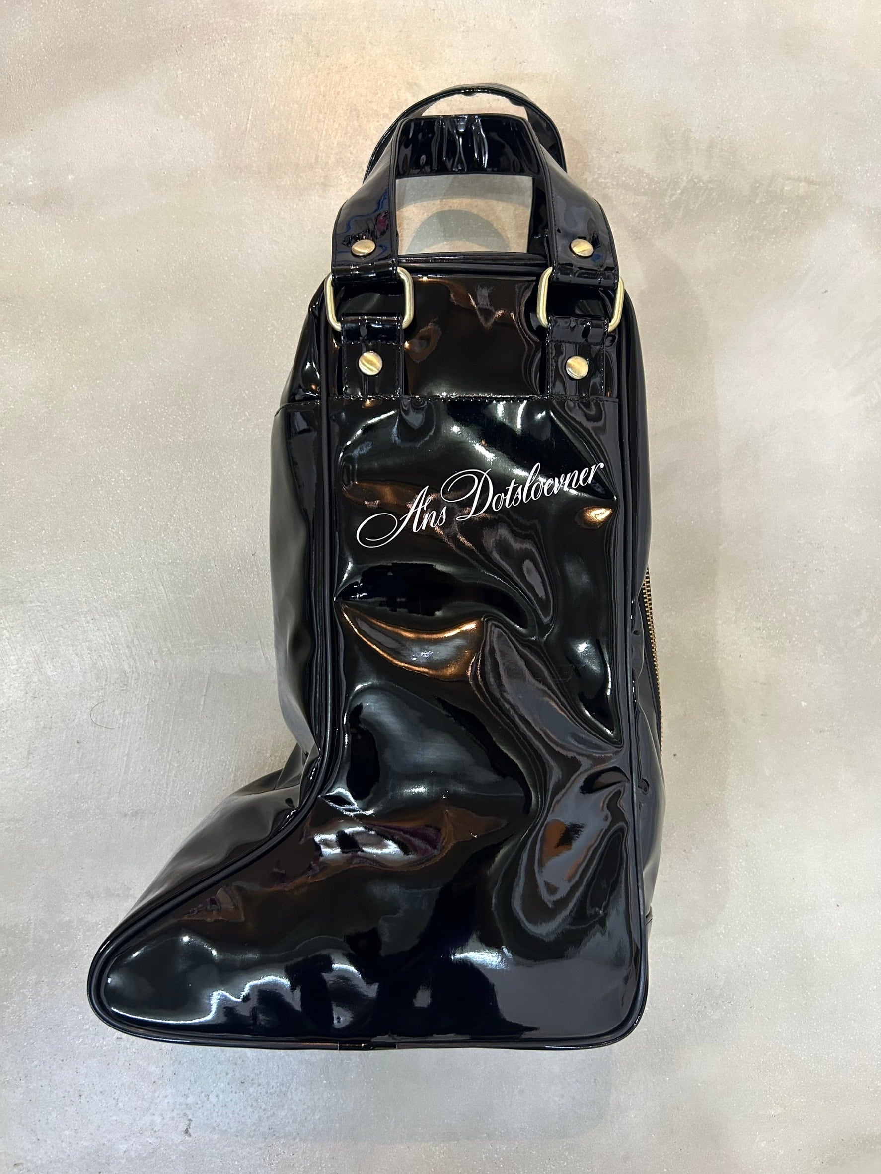 Ans Dotsloevner boots bag