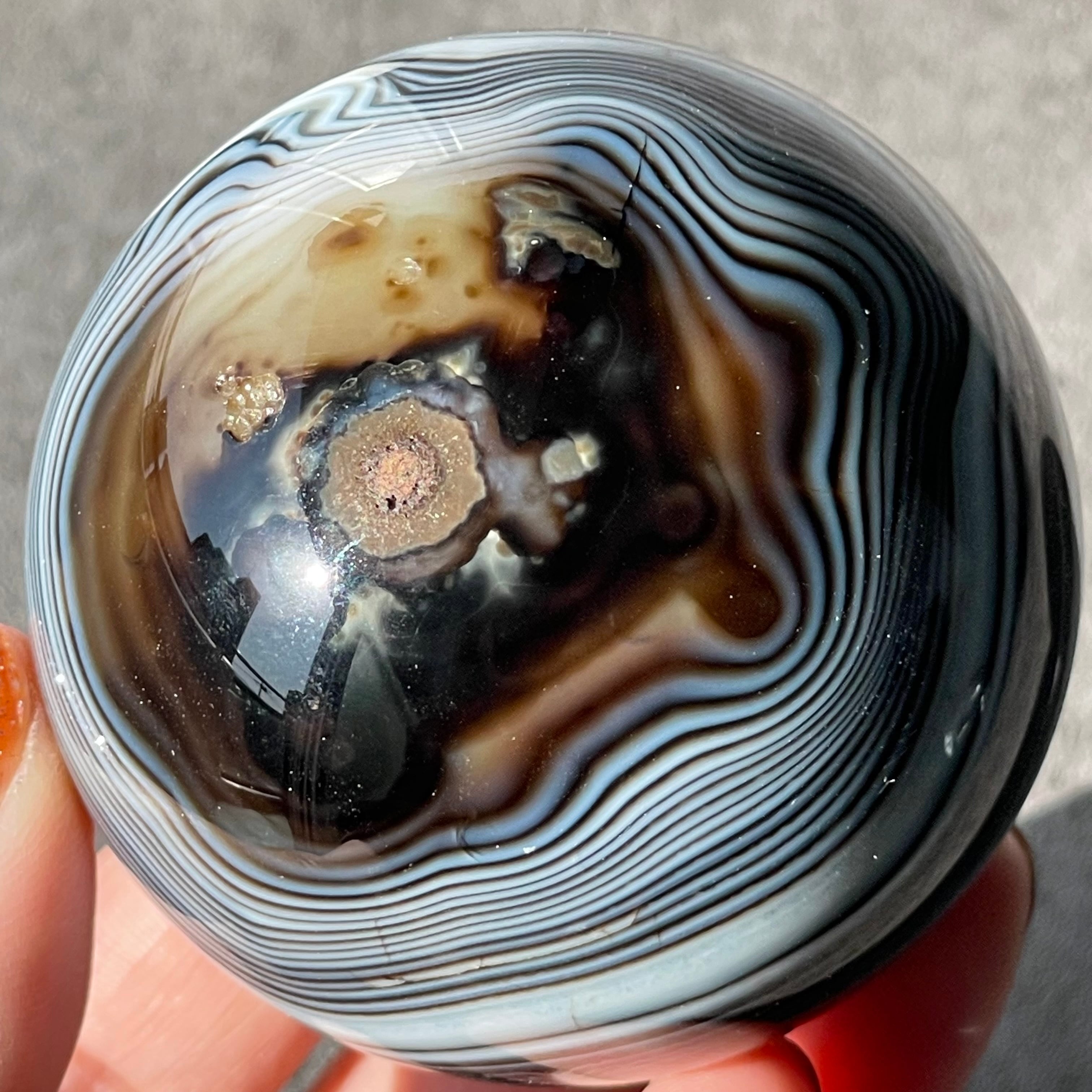 マダガスカル産♦︎Sardonyx サードニクス|Sphere スフィア|天然石