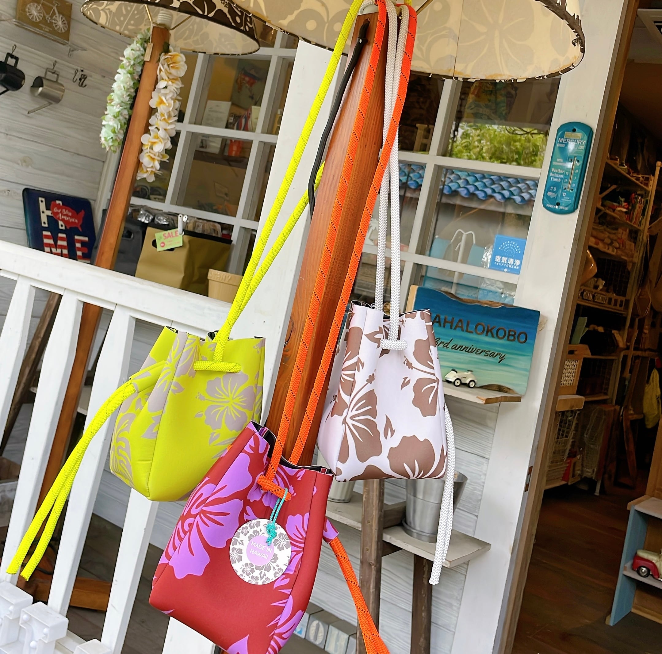 THE BUCKET POUCH BAG / Las Olitas Made in Hawaii | MAHALOKOBO