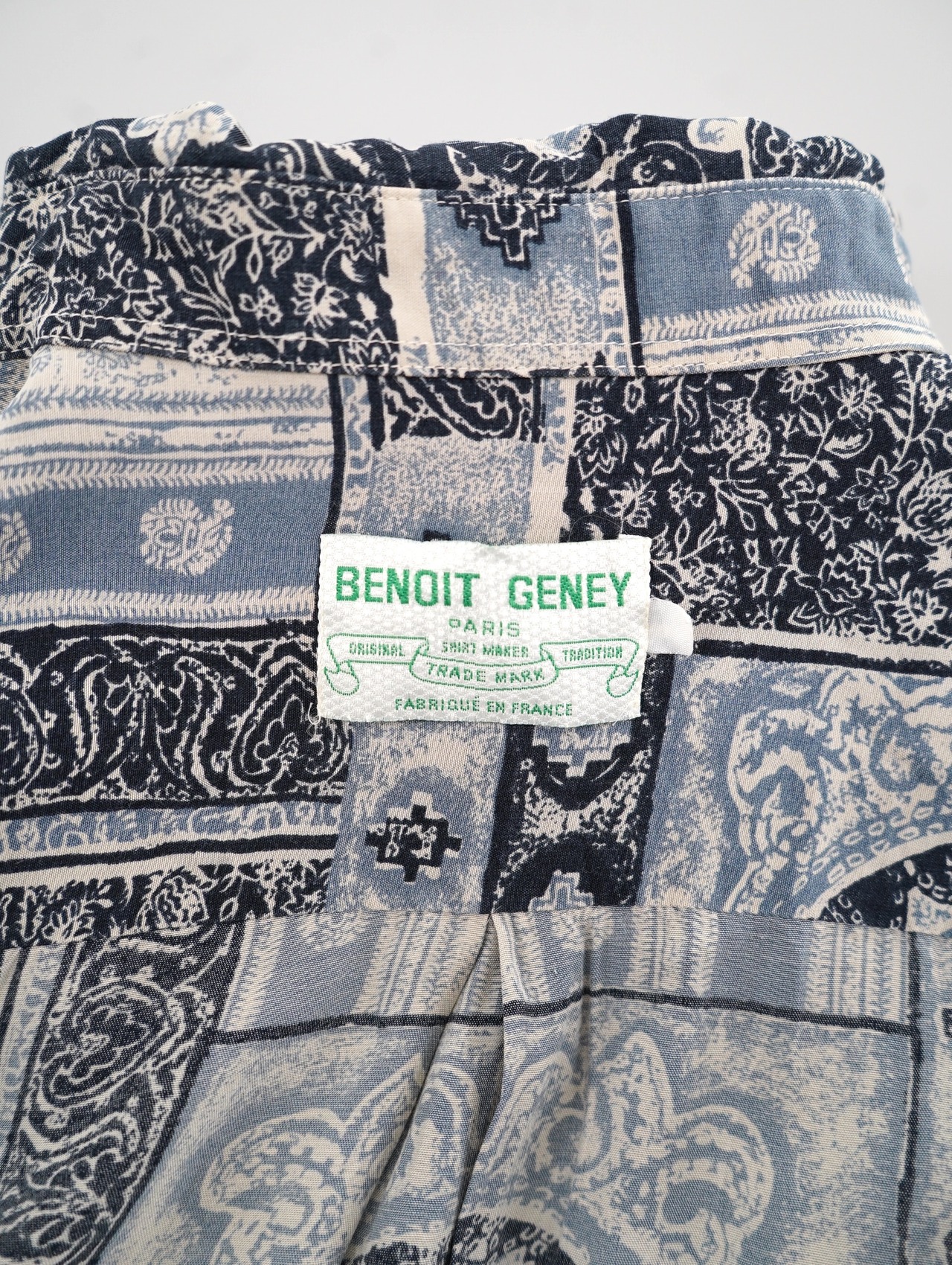 80-90s paisley shirt