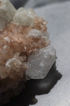 レッドヒューランダイト& アポフィライト 「光と温もり」Red Heulandite  Apophyllite ◇ 天然石・鉱物・パワーストーン・原石 | st00347