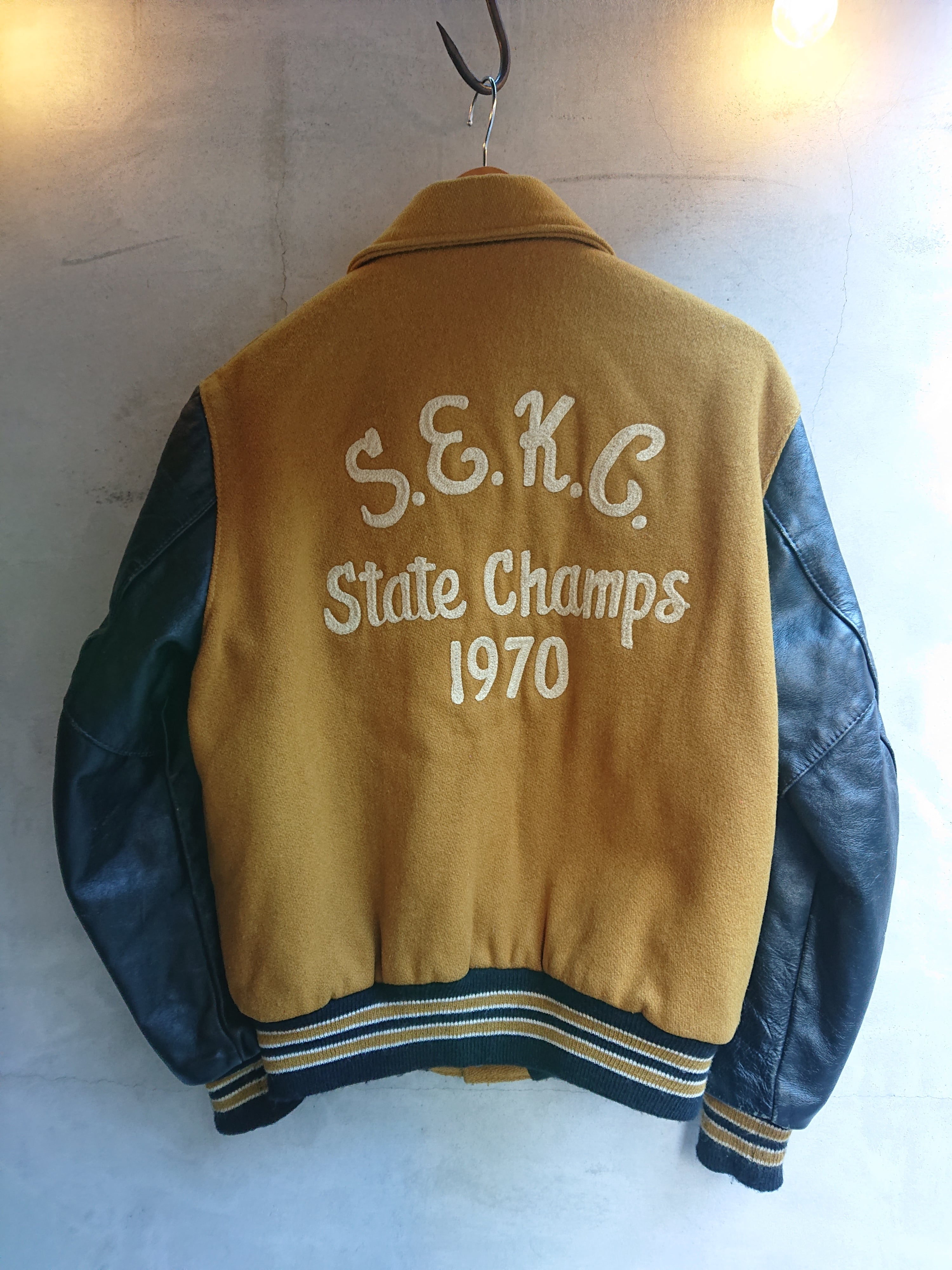 1970s VINTAGE AWARD JACKET
