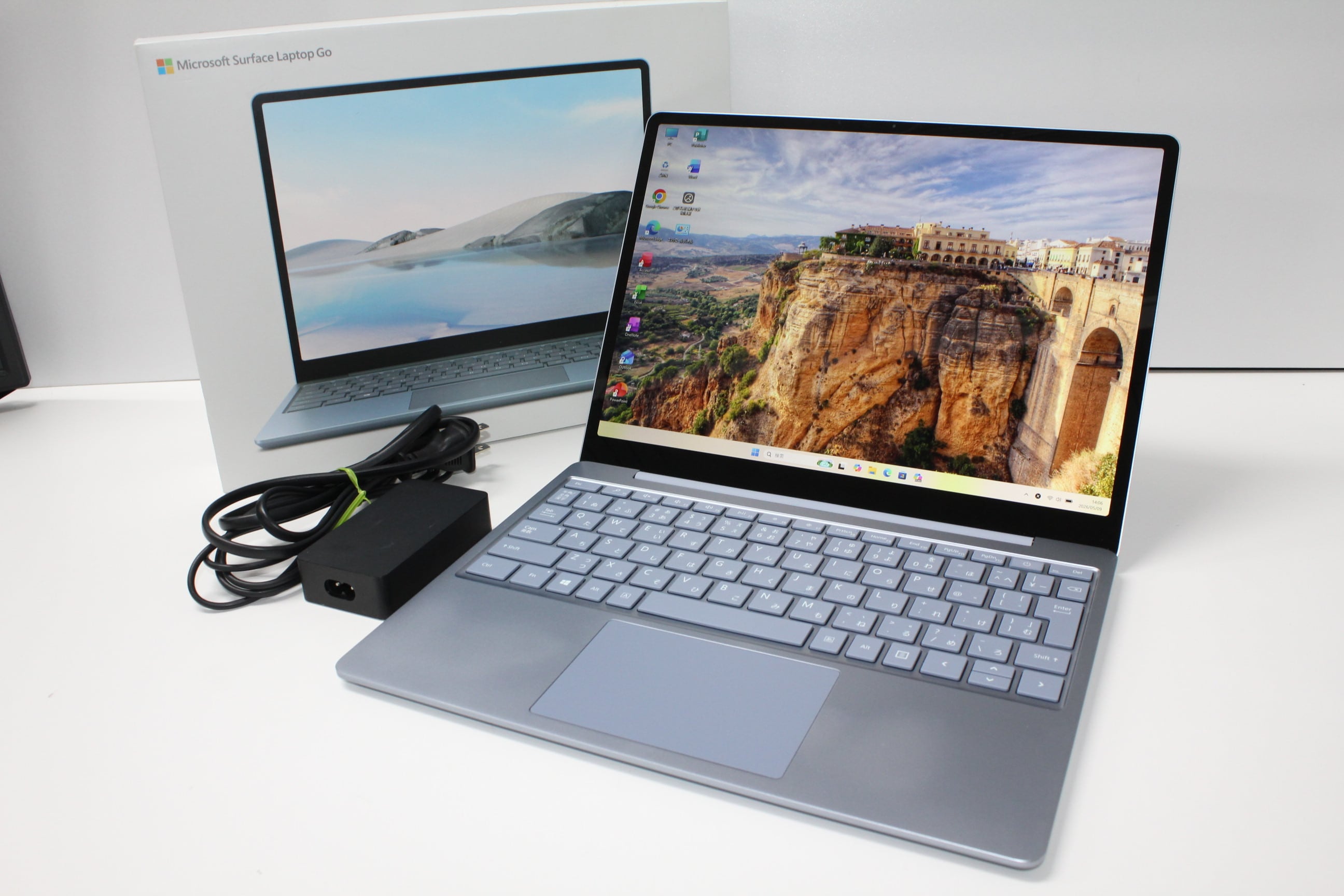 中古ノートPC】ASUS〈Chromebook CR1〉Intel Celeron N4500/eMMC64GB