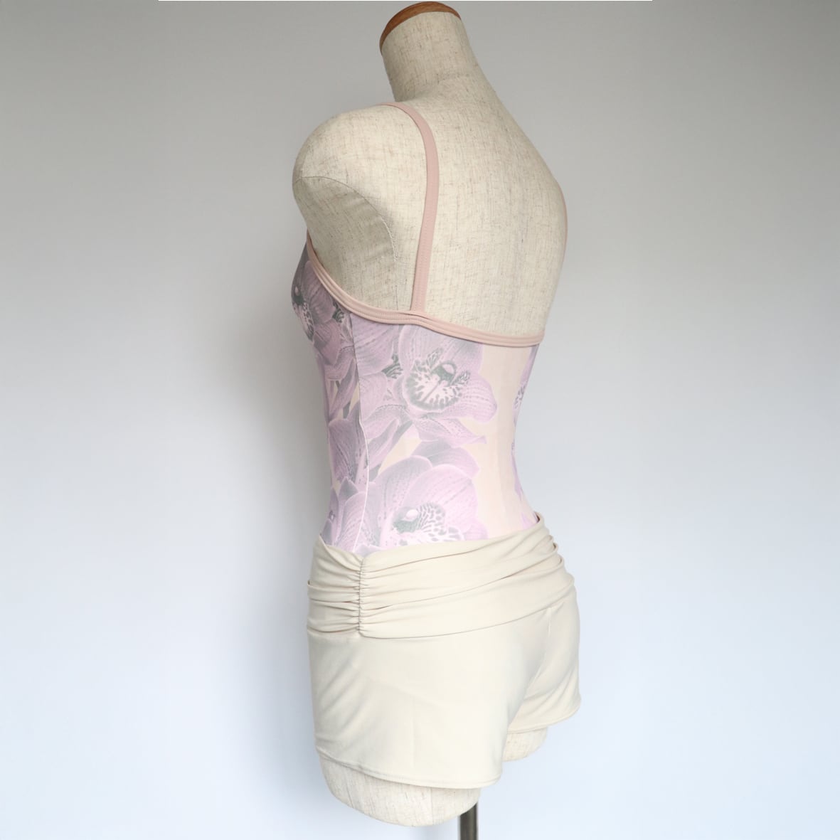 Orchid オーキッド | Sakiko McDonough