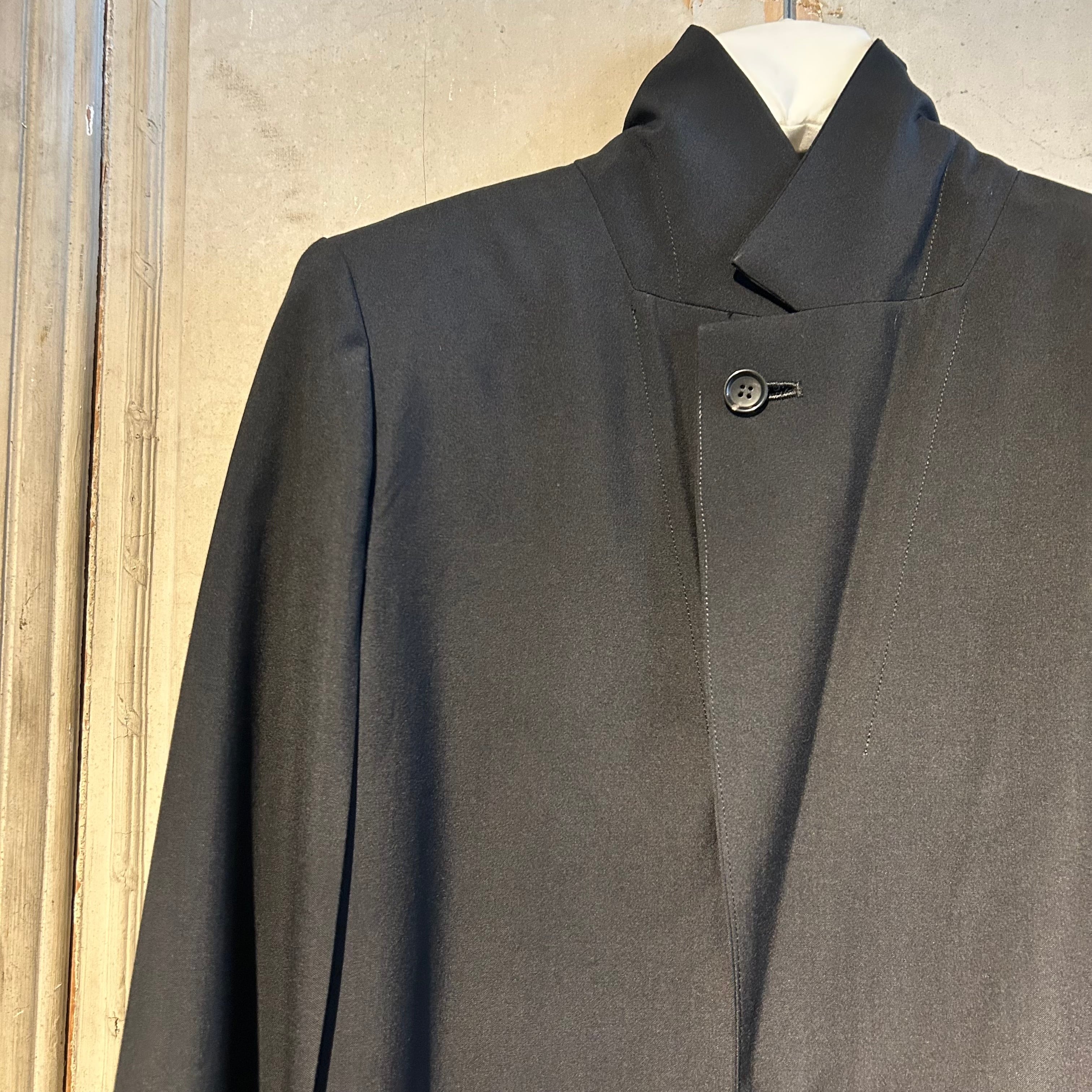 Maison de Dede ブラック　ケープジャケット Dessin de Mode【デッサン ド モード】 | ケープジャケット