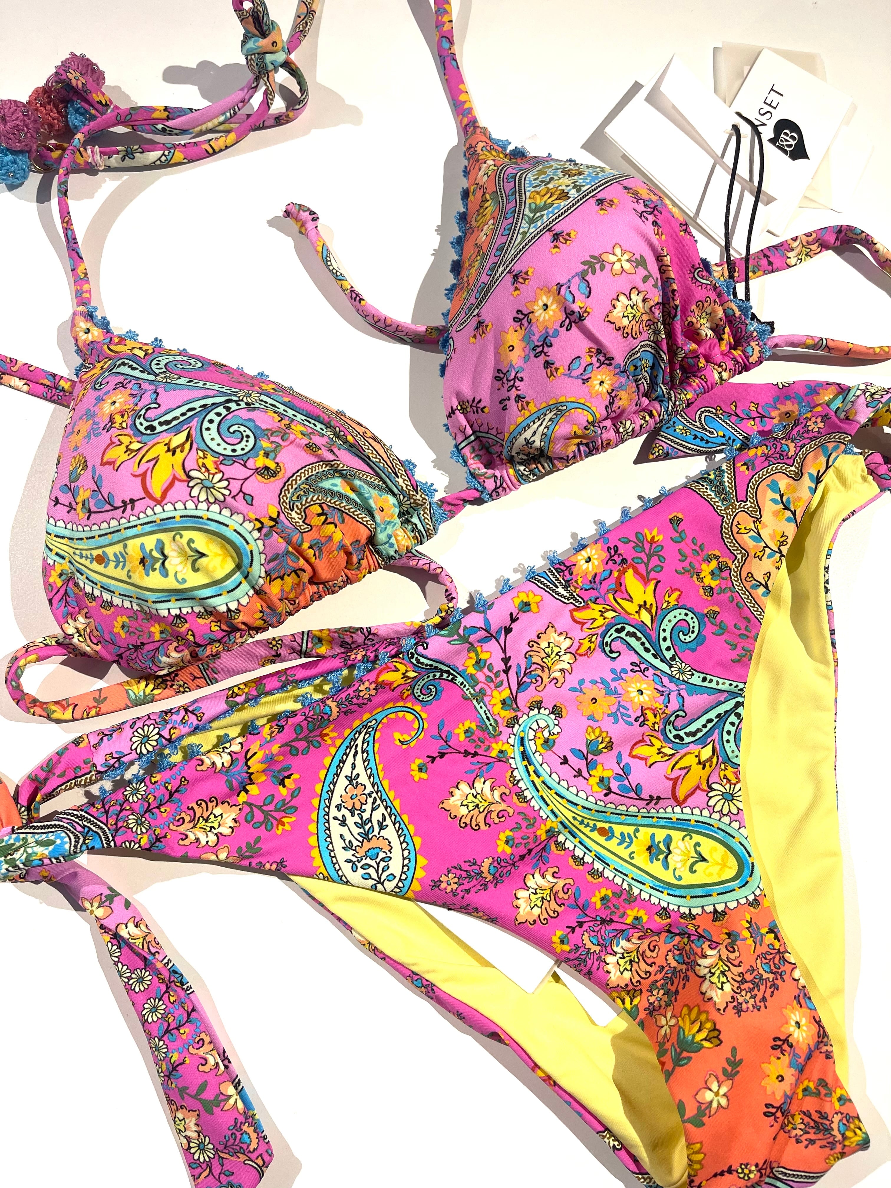 TWINSET <イタリア、ツインセット> ENJOY YOUR PRINT コレクション パテッド入り三角ビキニ セット