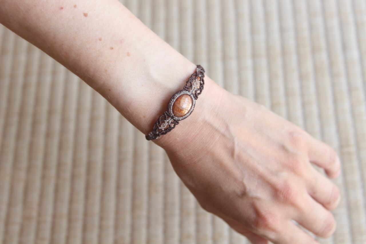 Sunstone micro macrame bracelet