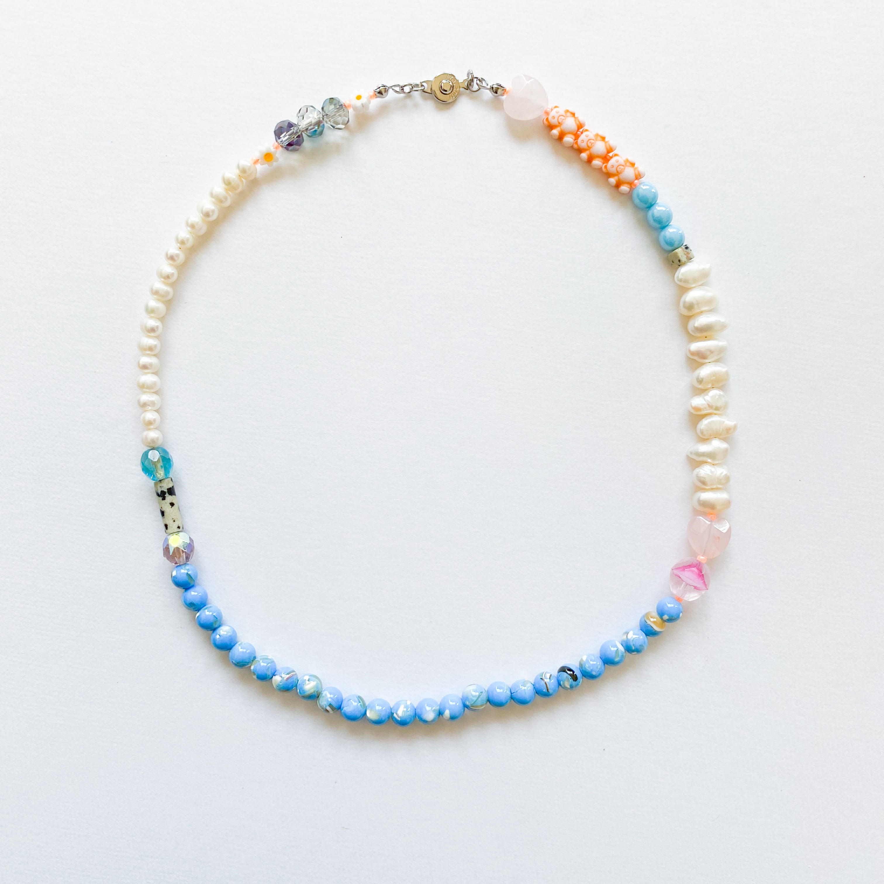 淡水パールとビーズのネックレス