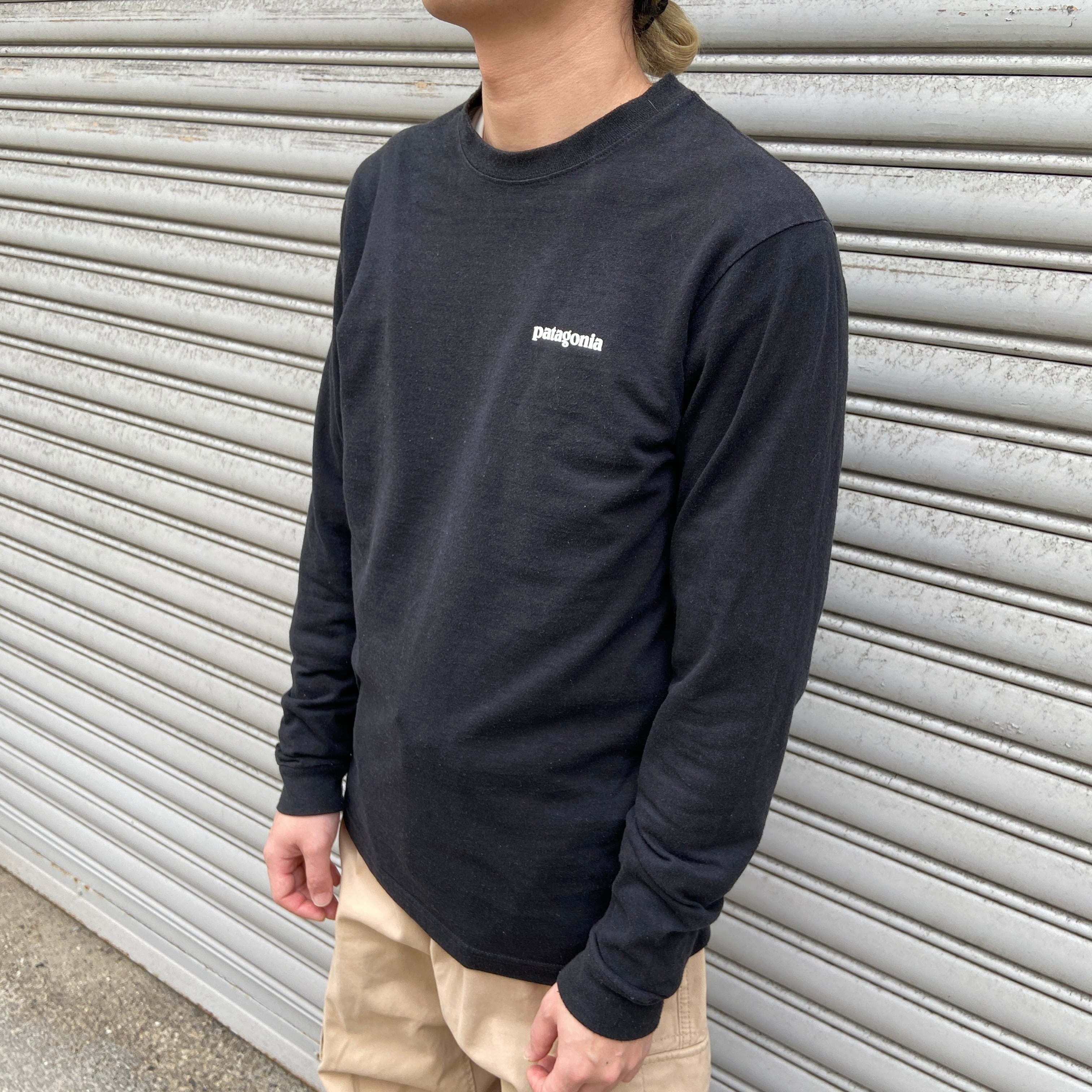 patagonia パタゴニア バックプリントロンT ワンポイントロゴ 黒 S