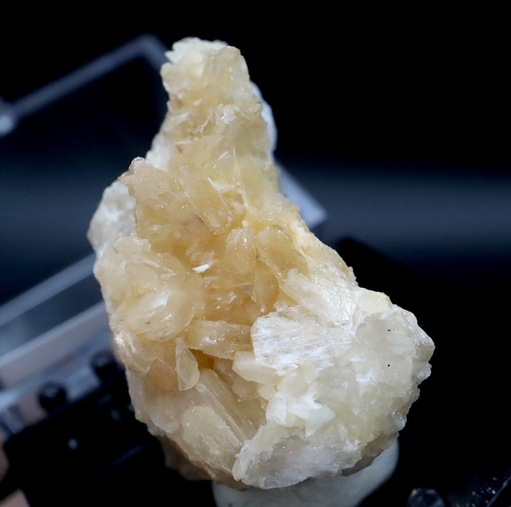 スティルバイト on ローモンタイト 12.4g OTH153 鉱物 原石 天然石