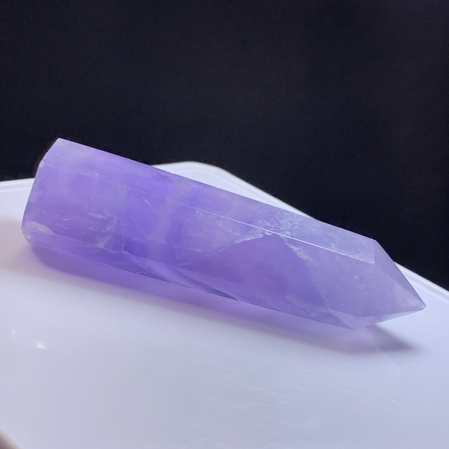 4.希少カラー・すみれ色フローライトポイント