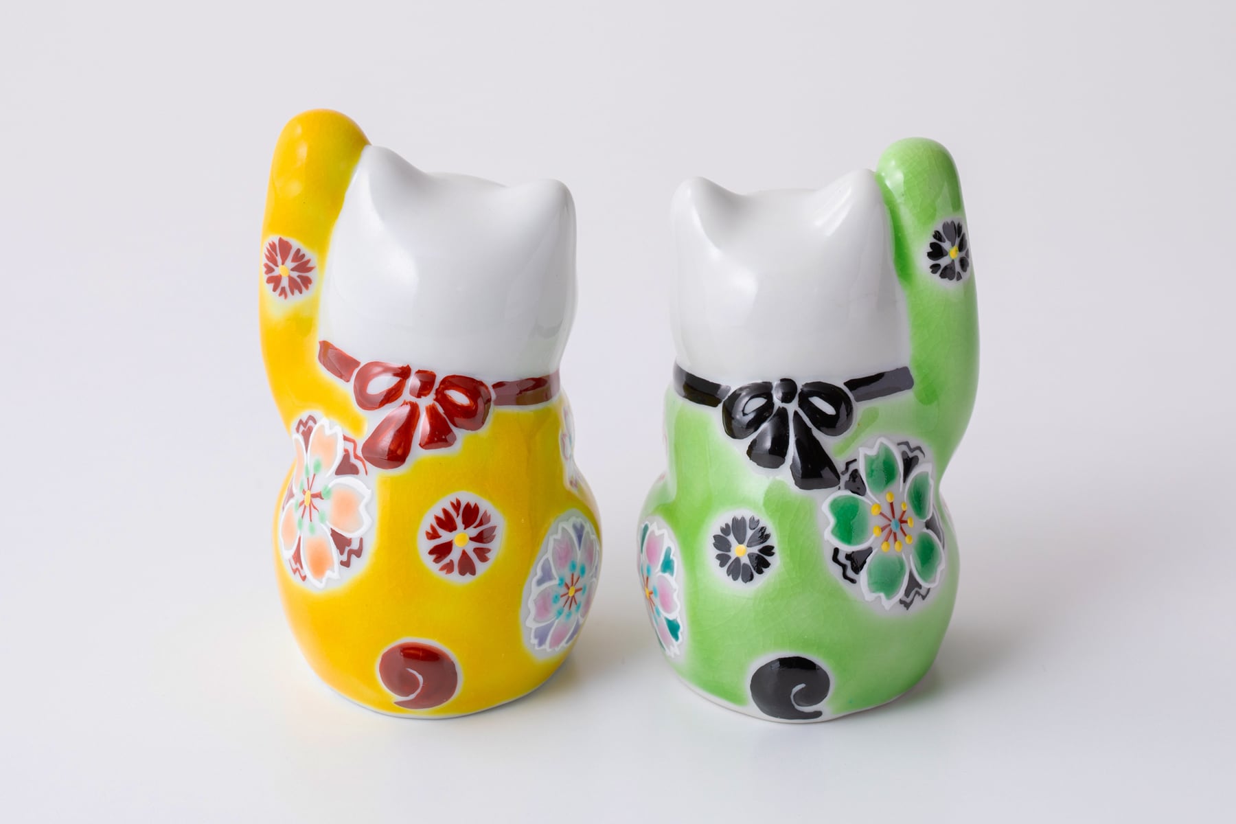 招き猫　重ね桜　グリーン　イエロー　ペア　kokuzougama 招き猫 重ね桜 グリーン イエロー ペア kokuzougama 【公式通販】