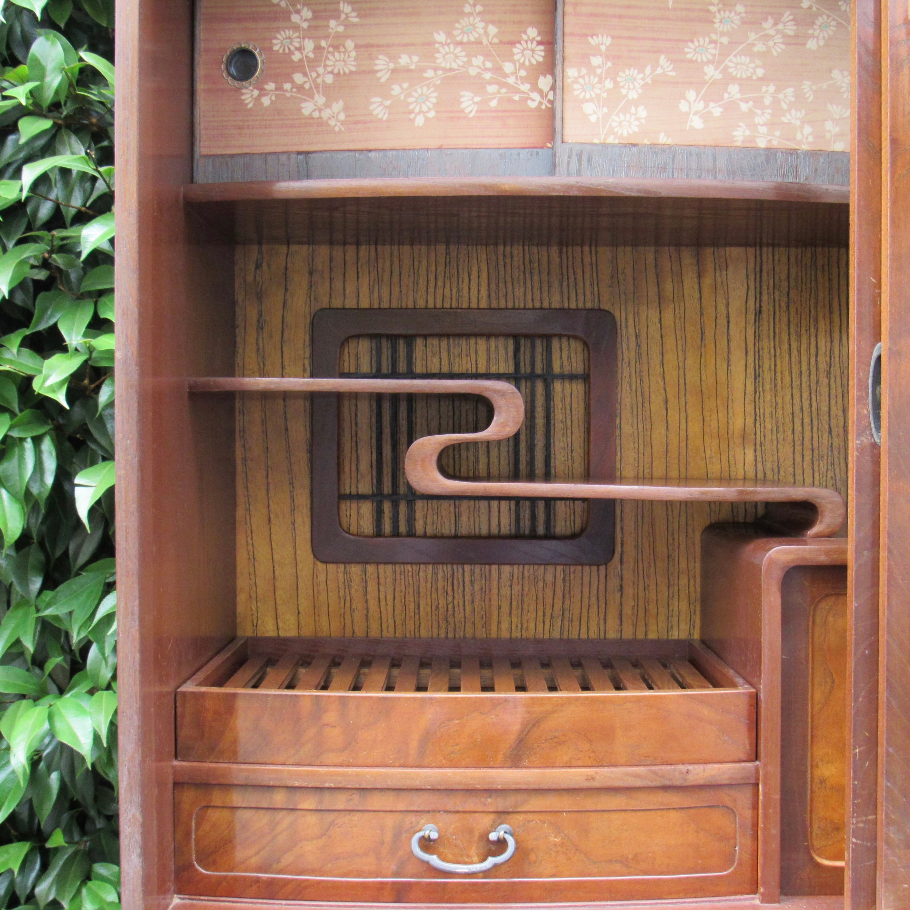 japan vintage 水屋箪笥 | トリノス-torinoth- | 新宿区神楽坂の