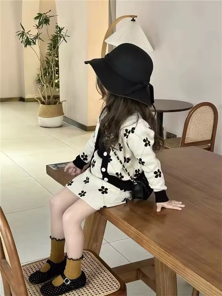 フラワーニットカーディガン×スカートセットアップ