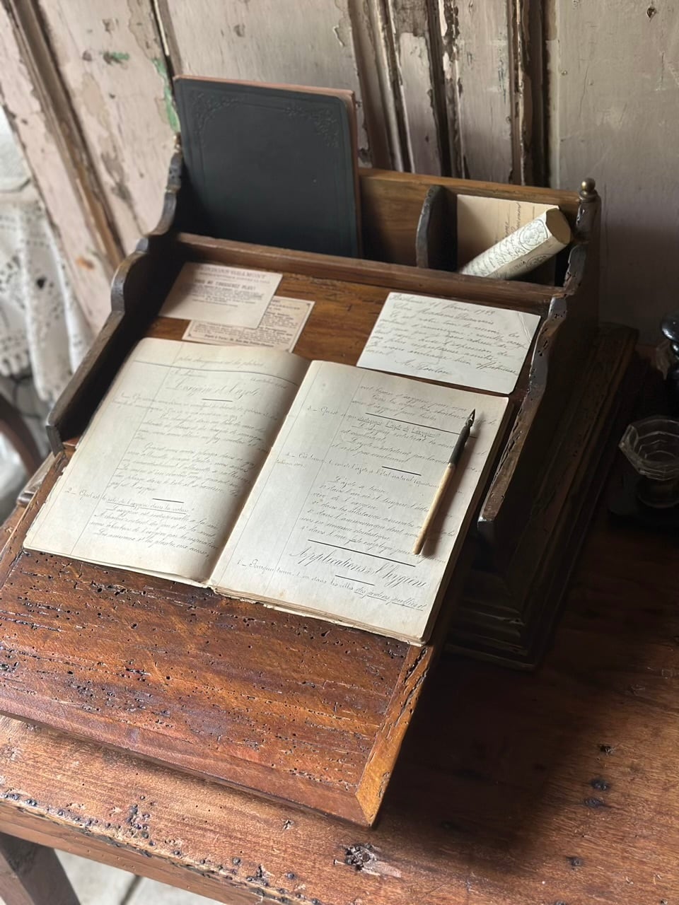 スロープトップレターラック 書類ケース | Brocante de La Cocotte