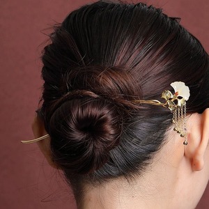 イチョウの葉のかんざし - 秋の風情を感じさせるデザイン　K196