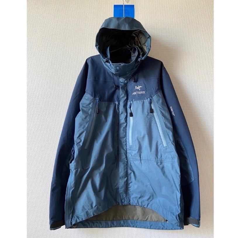 90s 初期 made in canada ARC'TERYX⁡ light blue Theta LT jacket