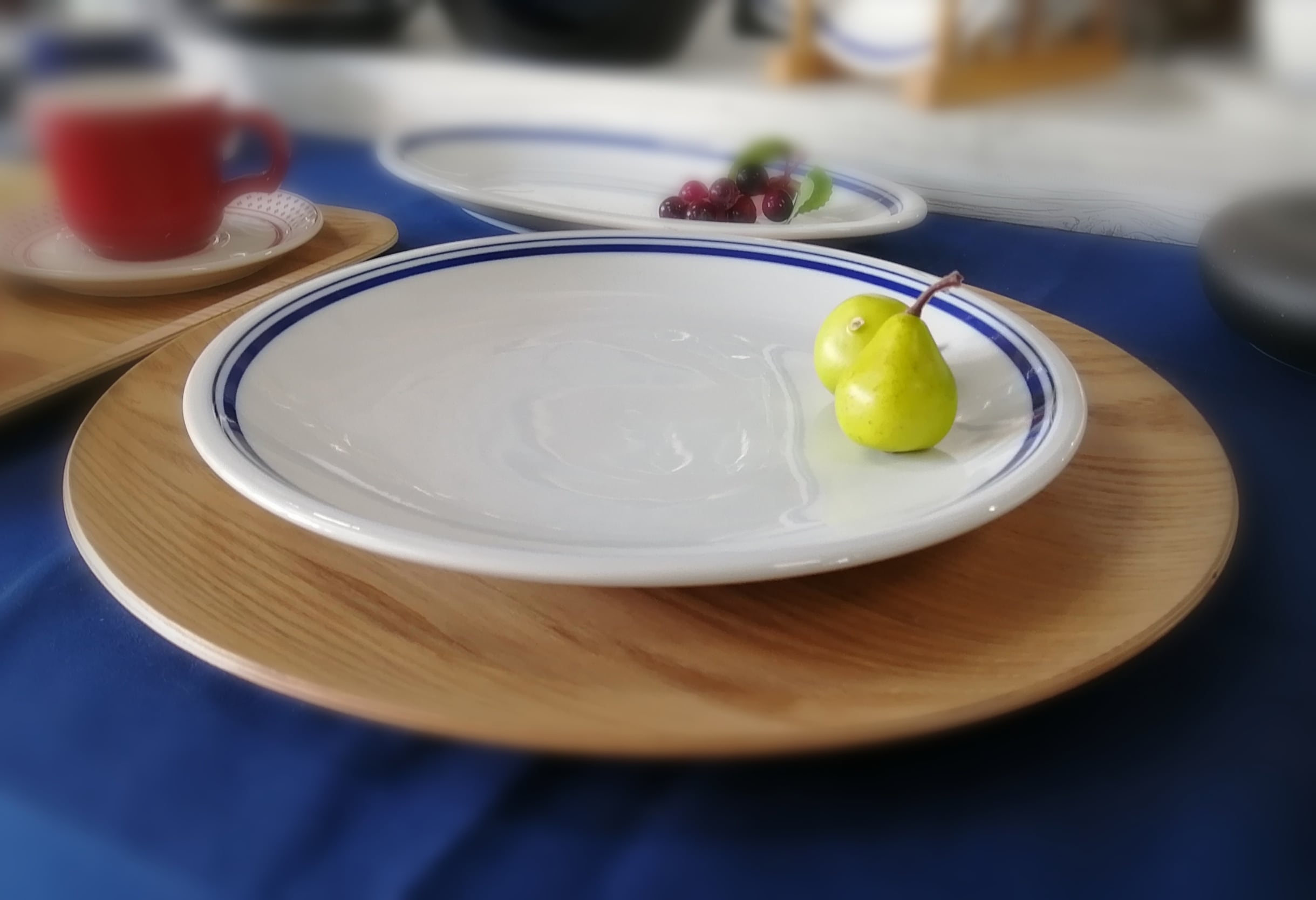 コントルノ ブルー』27cmプレート 丸皿 ワンプレート カフェ風食器