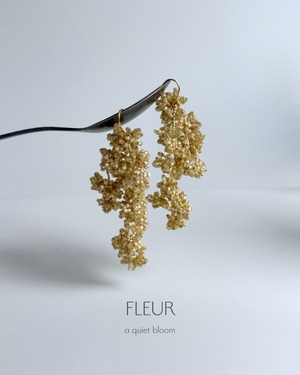 【FLEUR】花咲く粒の耳飾り3色