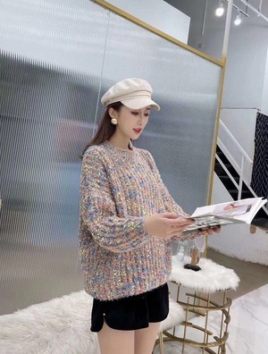 ラウンドネックニット