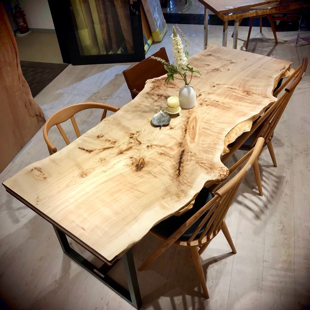 ポプラ ダイニングテーブル | 千年家具 - 一枚板 テーブル専門店