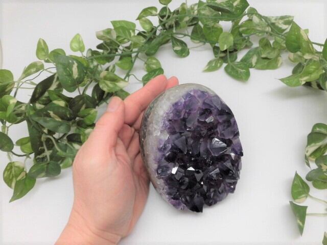 【送料無料】【高品質】 ウルグアイ産アメジスト no.7