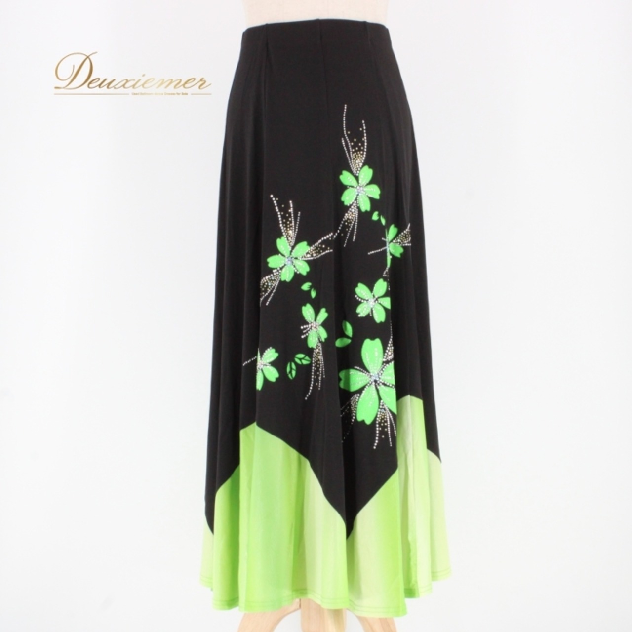 社交ダンス 衣装 スタンダード スカート レッスンウェア レディース 黒 黄緑 グリーン系 ラインストーン 花柄 ブラック系 練習着 フェミニン ブラック系 スカート レディース用 フレアスカート 練習用ダンス衣装 ラインストーン装飾 伸縮性あり スタイリッシュ カジュアル 舞台衣装 ダンス練習着 フェミニンスタイル おしゃれ クラシックダンス ダンス用ウェア 花 motif フラワーデザイン