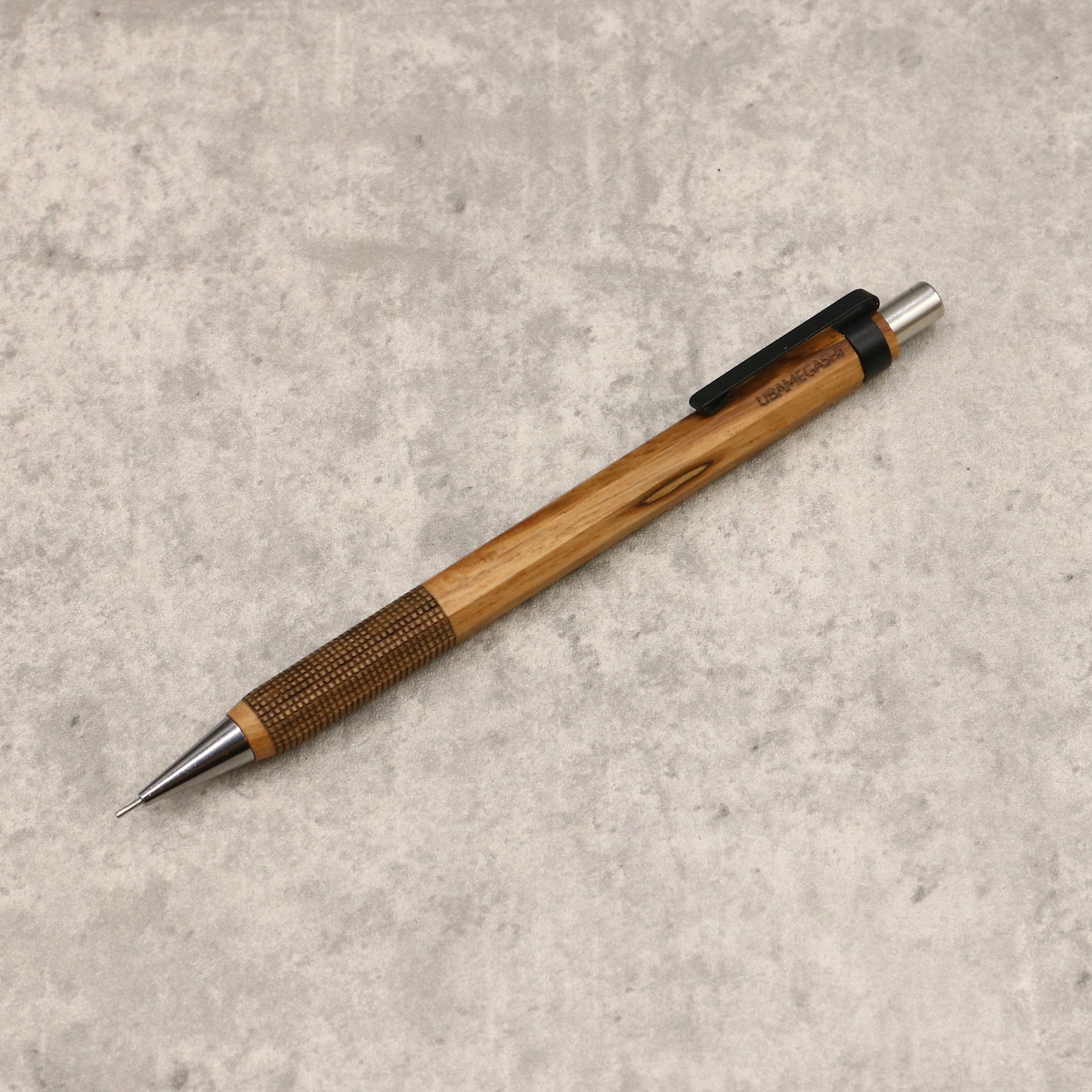 九角軸シャープペンシル(滑り止め加工、ウバメガシ)4