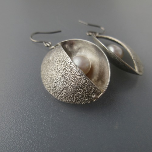 淡水パールのシルバーピアス（イヤリングにできます）　(No.4229)