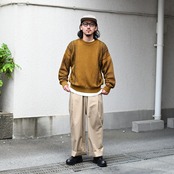 CCU(シーシーユー) レザー、YASHIKI(ヤシキ）ニットコーディネート