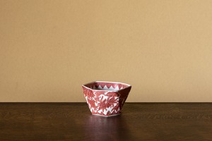 紅真珠彩六角捻酒盃 / 可児孝之