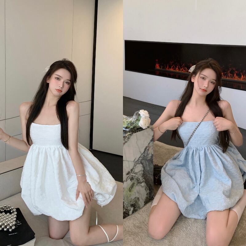 トップス ドレス ショートスカート サマー薄手ホワイト ふわふわ 夏物 ブラックストロベリース74460361395