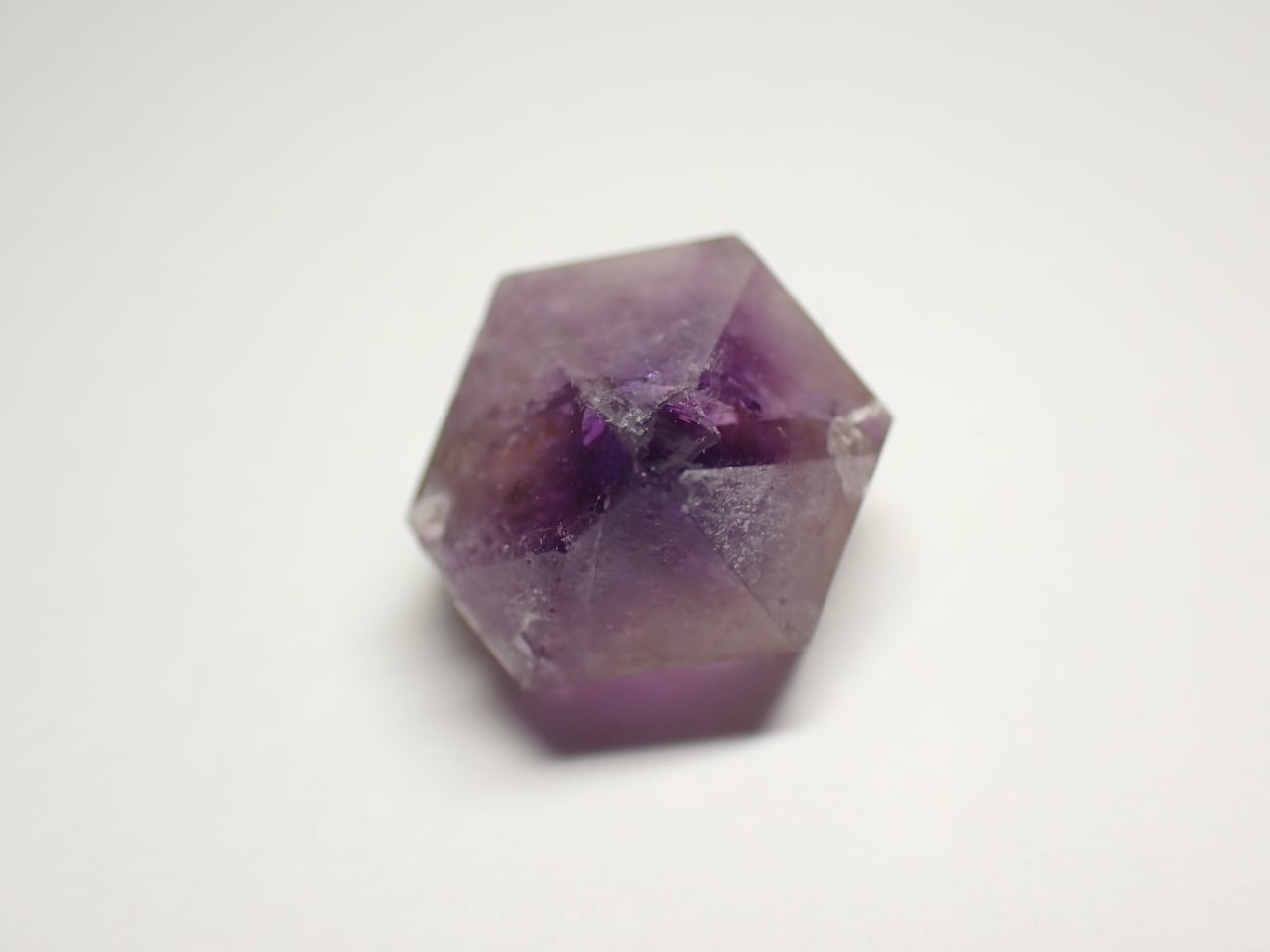 韓国 彦陽産 アメジスト/Amethyst 原石 A-AME486 | 鉱物・天然石のお店