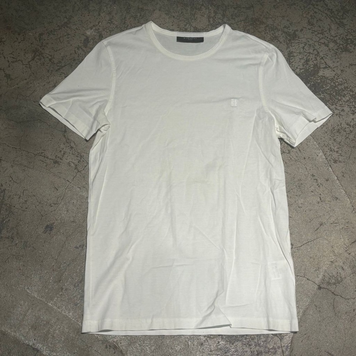 GIVENCHY ジバンシィ 胸刺繍半袖tシャツ XXS 【表参道t】 | ブランド 