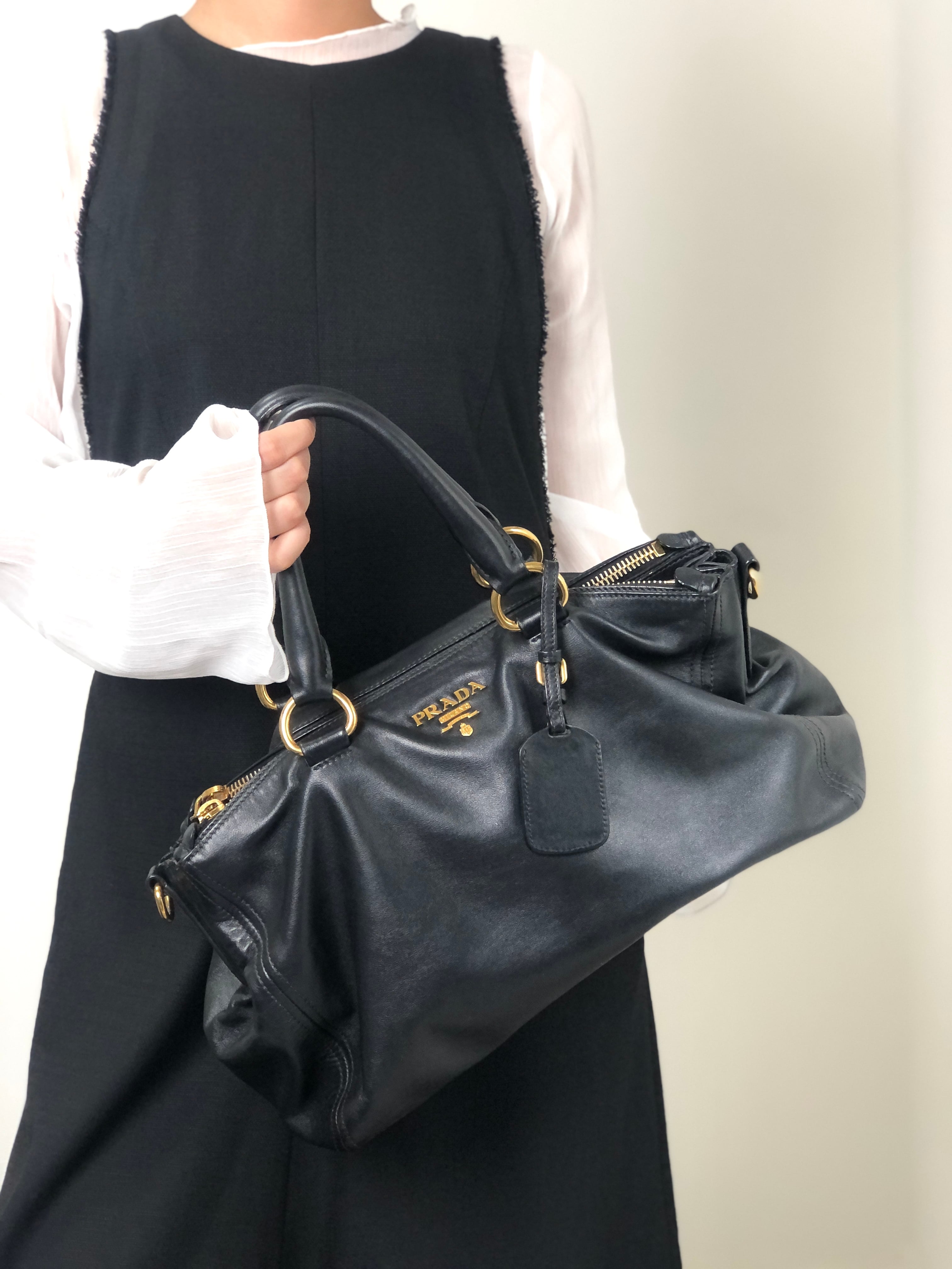 PRADA プラダ ショルダーバッグ ブラック ロゴ レザー ボストンバッグ vintage ヴィンテージ オールド k82hca
