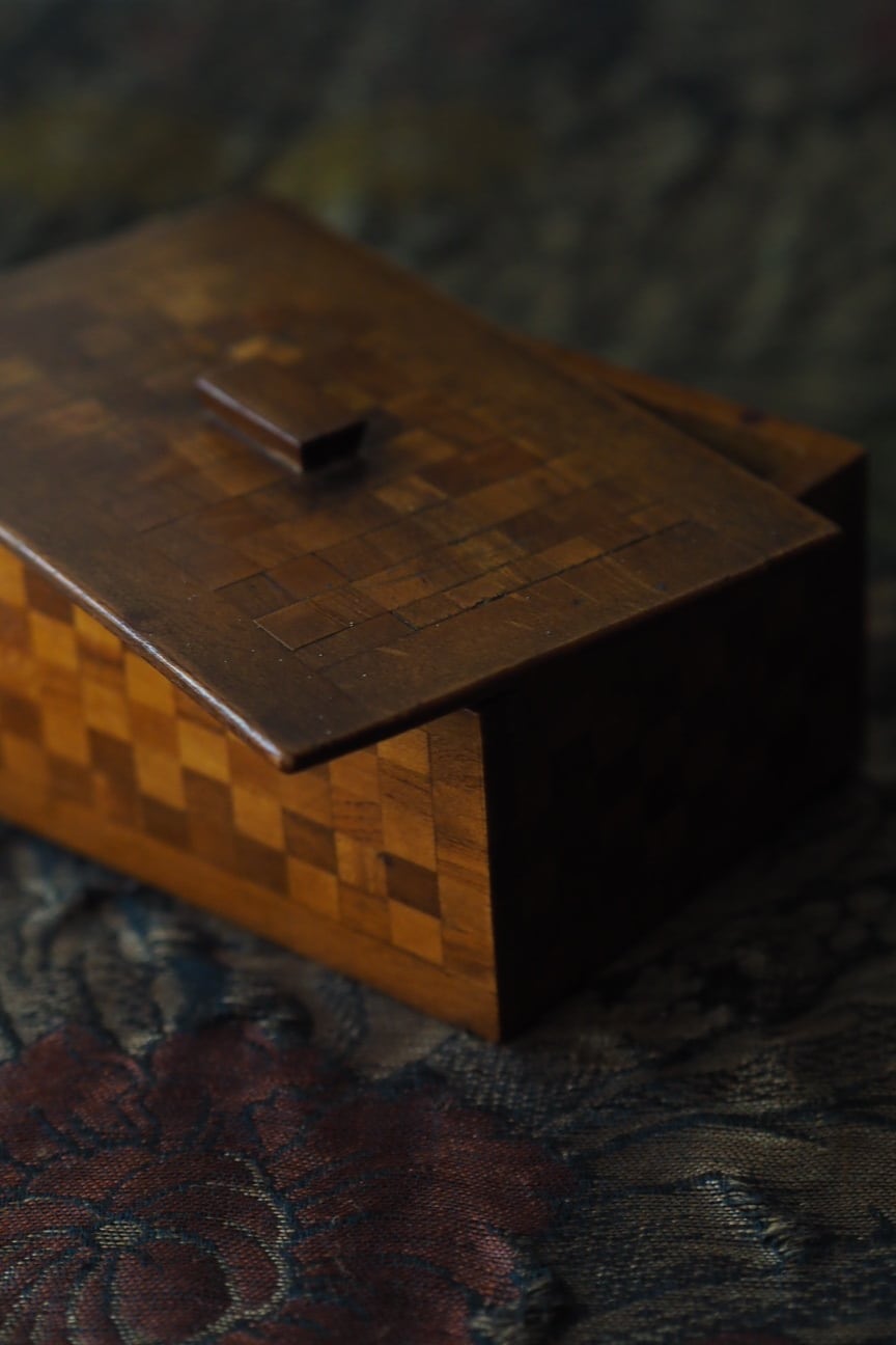 市松象嵌木箱-antique wood inlay box | アンティーク.ヴィンテージ