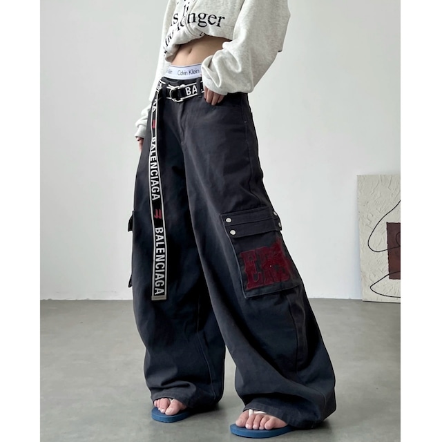 レタリングポケットボリュームシルエットカーゴパンツ 2col R02904