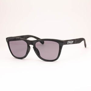 【Kodak PolarMaxPro x OAKLEY  "Frogskins"】