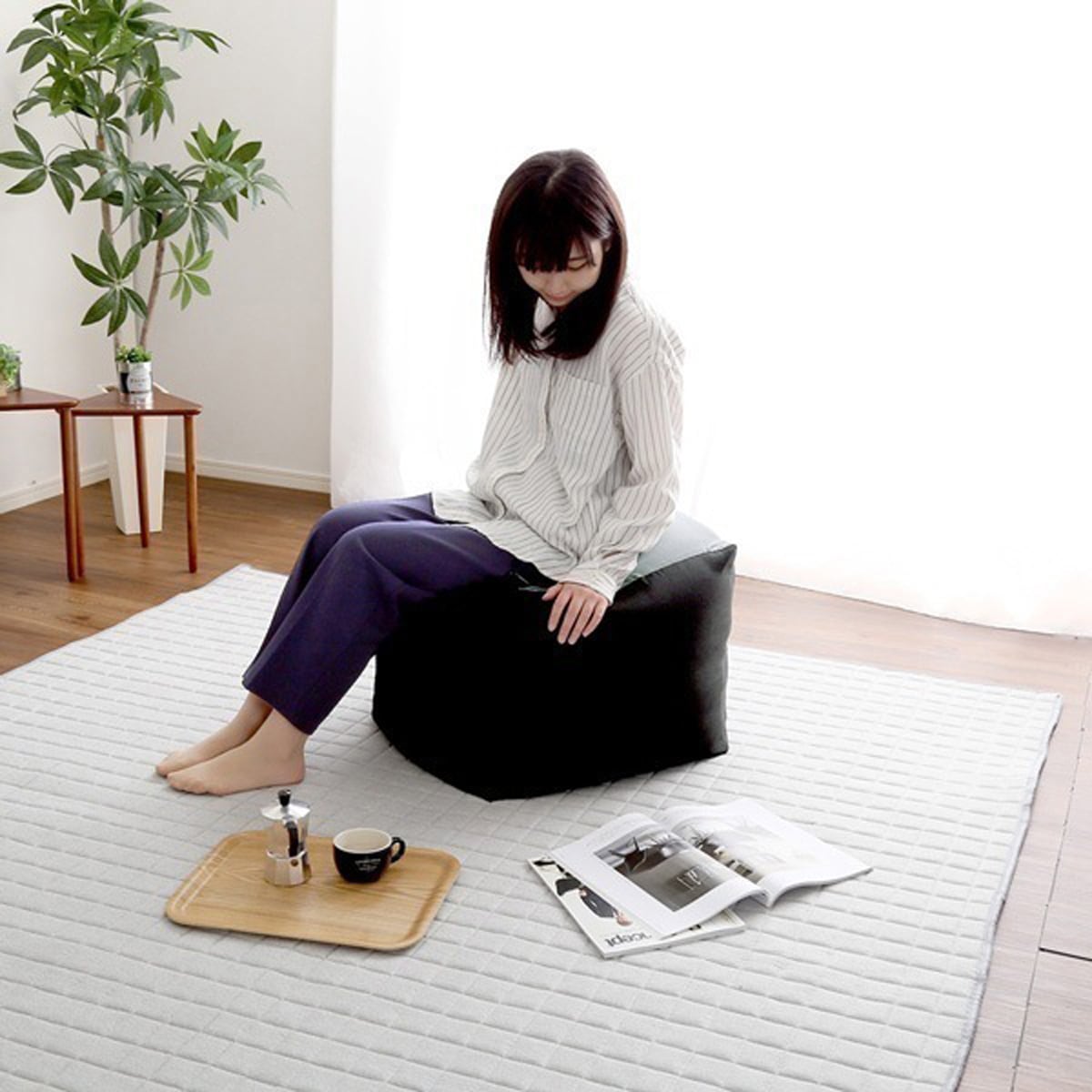 新配合でヘタリにくい キューブ型 ビーズクッション ダークカラー おしゃれ クッション