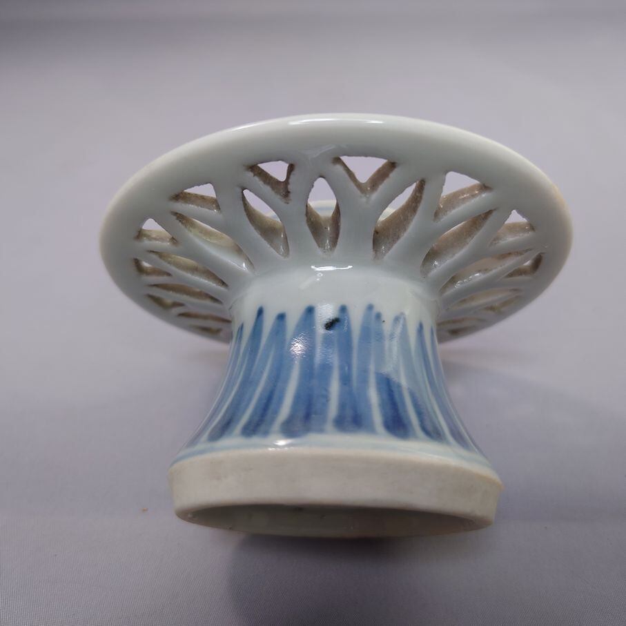 透かし彫り高坏型杯台 | Pay ID