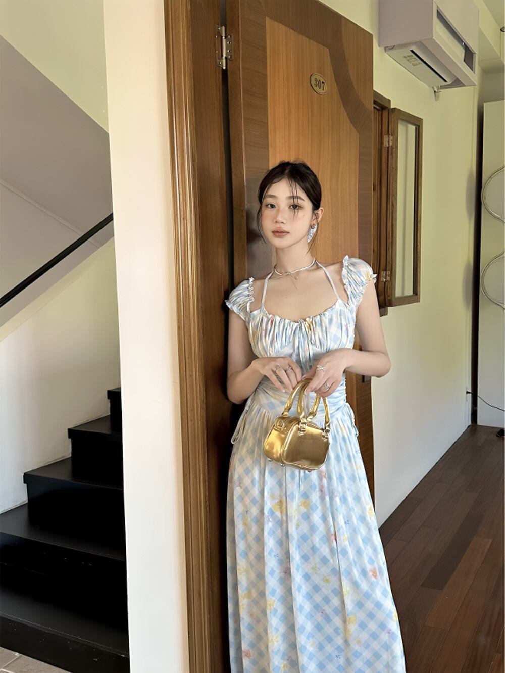 コードアセンブルブルーチェックフラワーアートワンピース