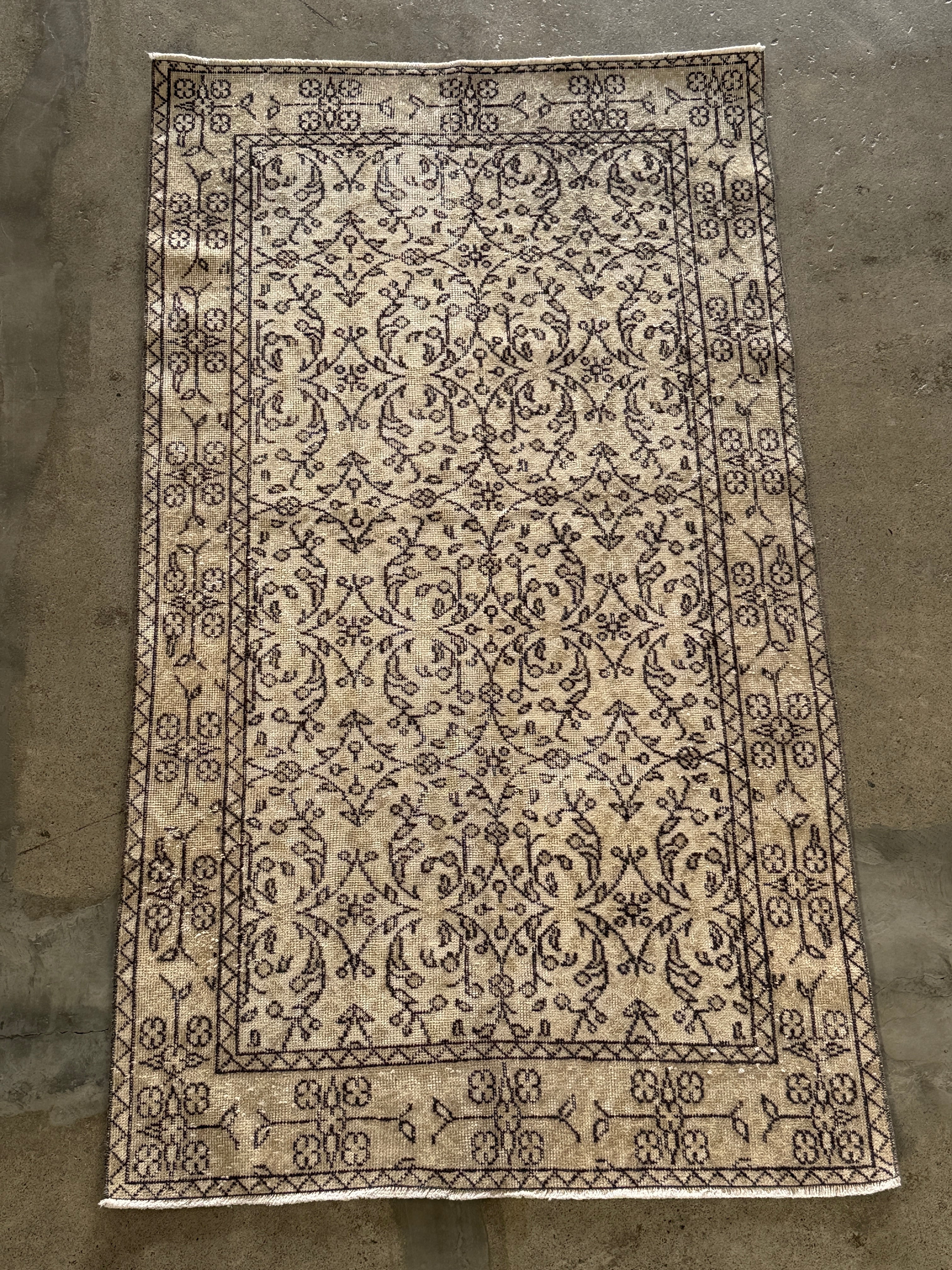 【送料込み】ヴィンテージ トルコラグ イスパルタ絨毯 113x206 TRB3925