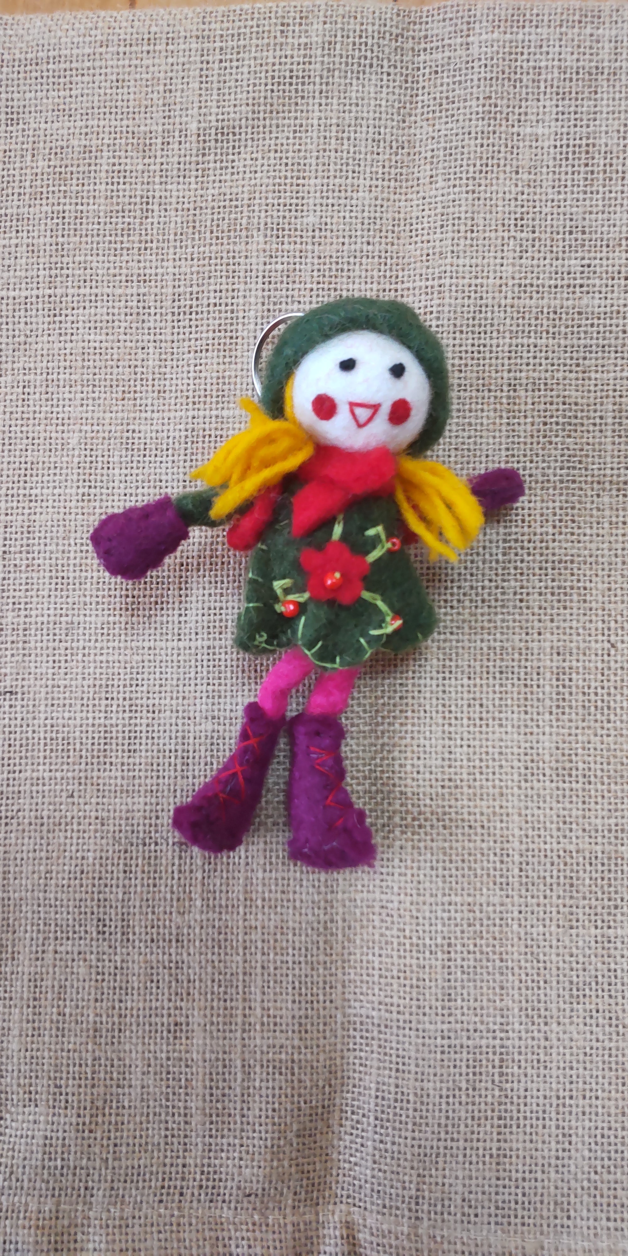 ネパールフェルトキーホルダー「山ガール」 | 八ヶ岳オーレン小屋